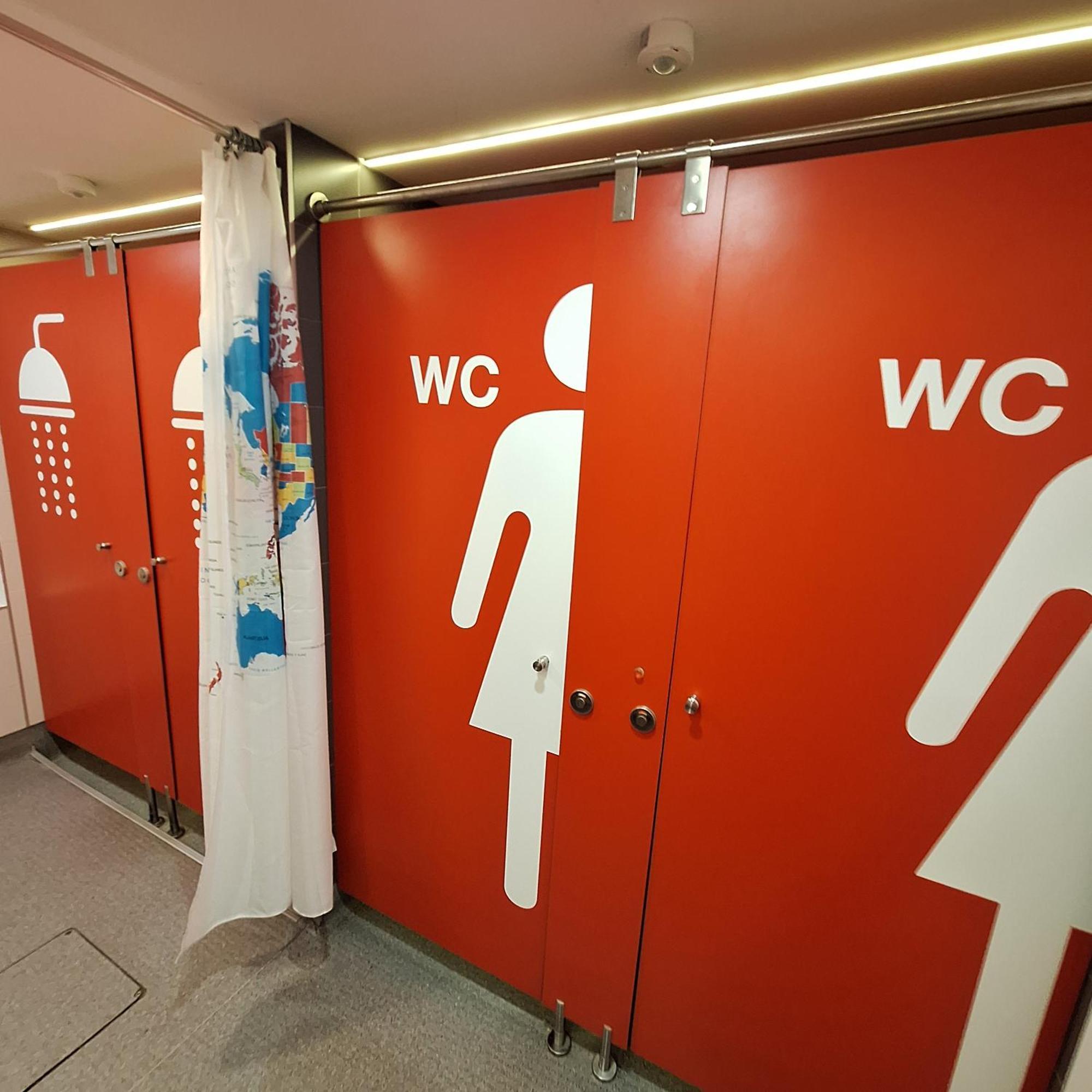 פמפלונה Hostel Casa Ibarrola מראה חיצוני תמונה